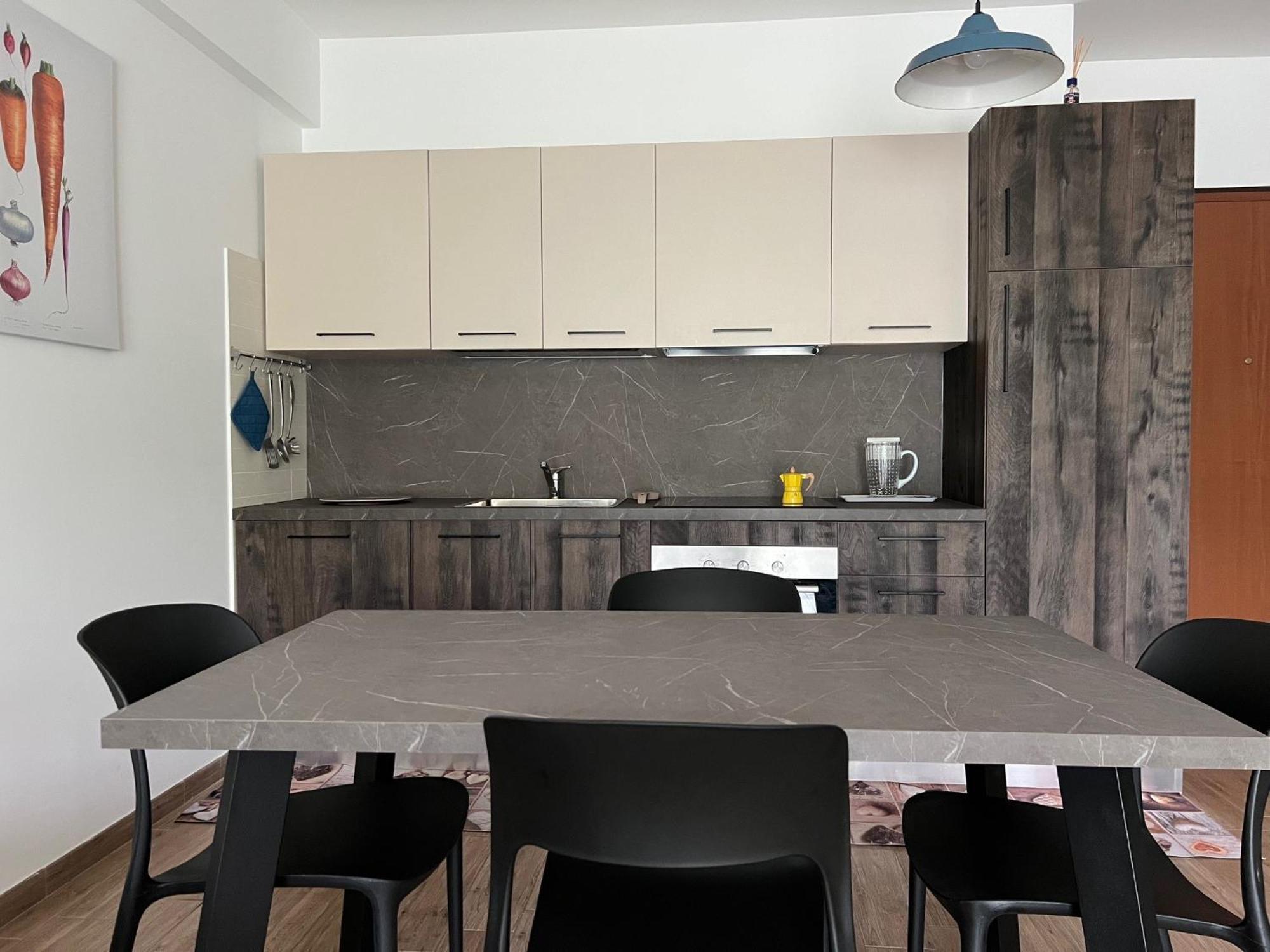 Sn Sunny Suite LʼAquila Exterior foto